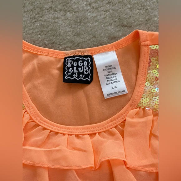 Orange Ruffle Tank Top with White Capri Pants - Girl’s Size: Small 7/8 - Picture 4 of 8